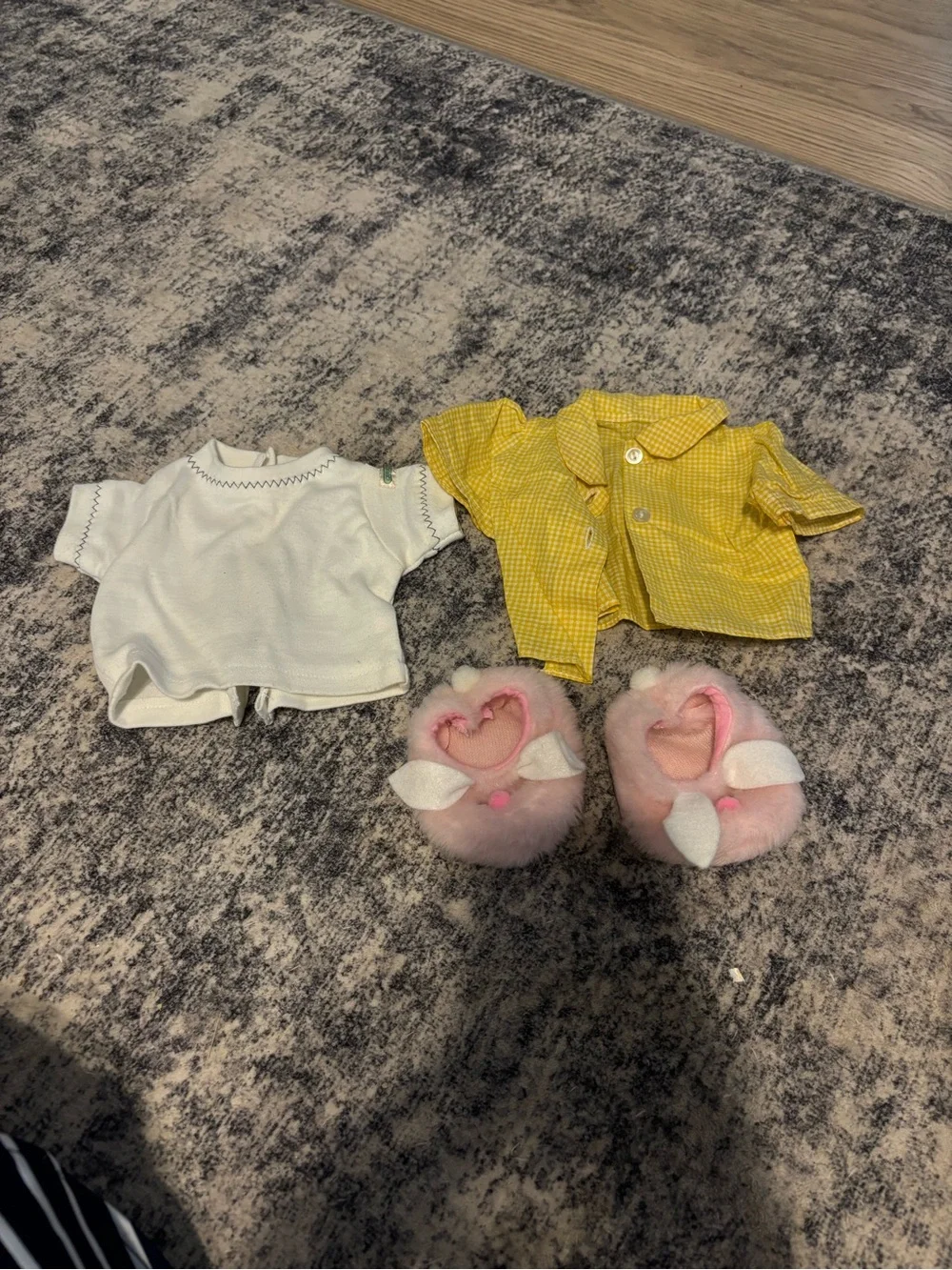 Vintage 80s Retro Baby Doll Outfit & Accessory Case Full of Accessories & Dolls